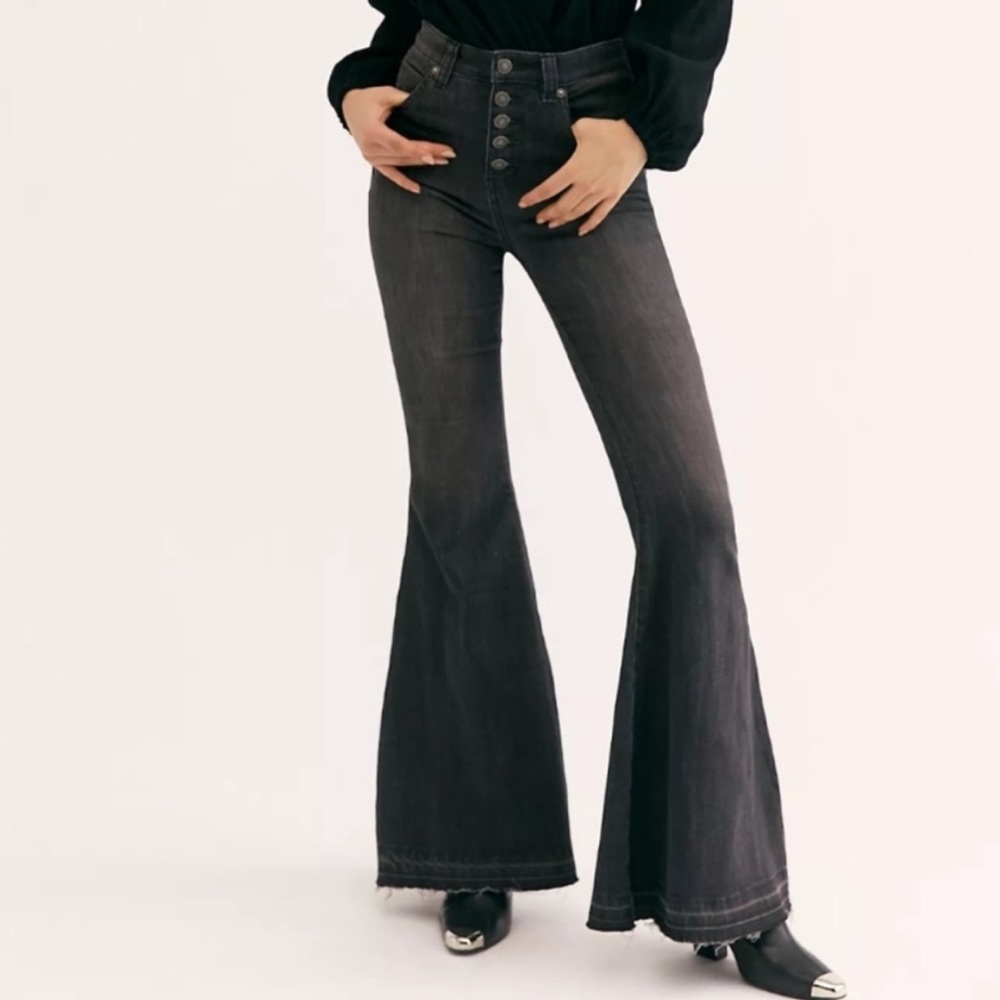 Free People Irreplaceable Flare Jeans